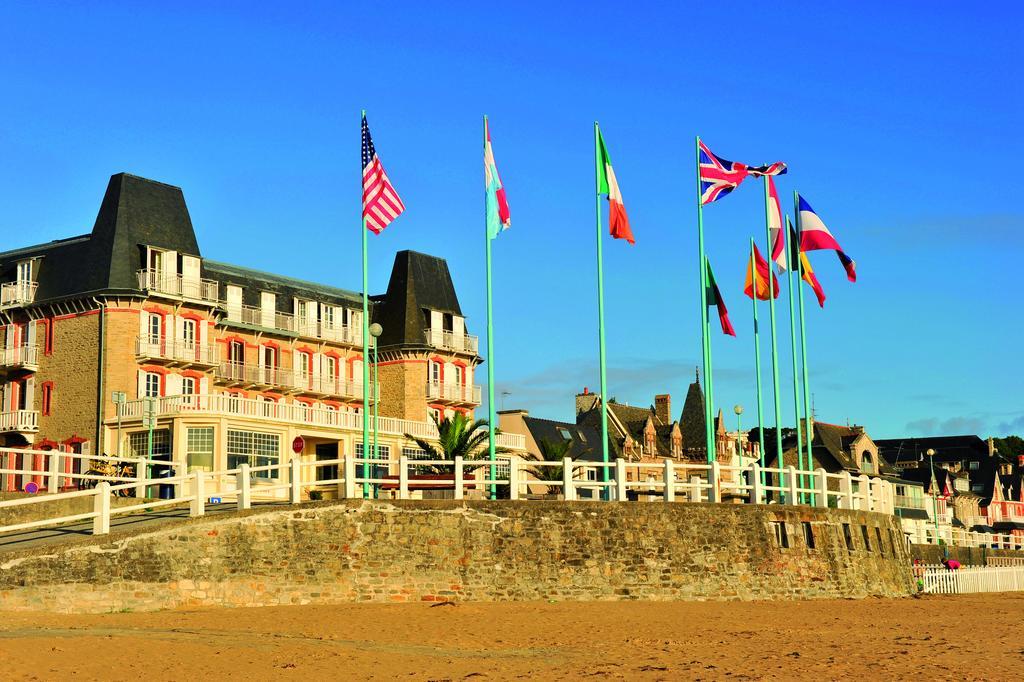 Hotel Des Bains Saint-Cast-le-Guildo Exterior foto